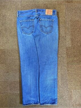 Vintage distressed Levi’s 501 mens 34x32 Button Fly straight leg jeans
